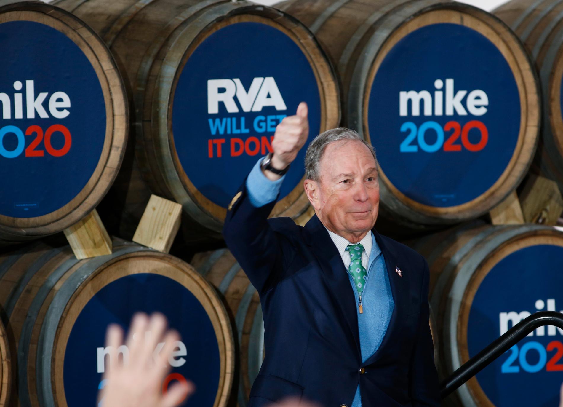 Presidentaspiranten och tidigare New Yorkborgmästaren Mike Bloomberg vid ett kampanjmöte i Virginia i helgen.