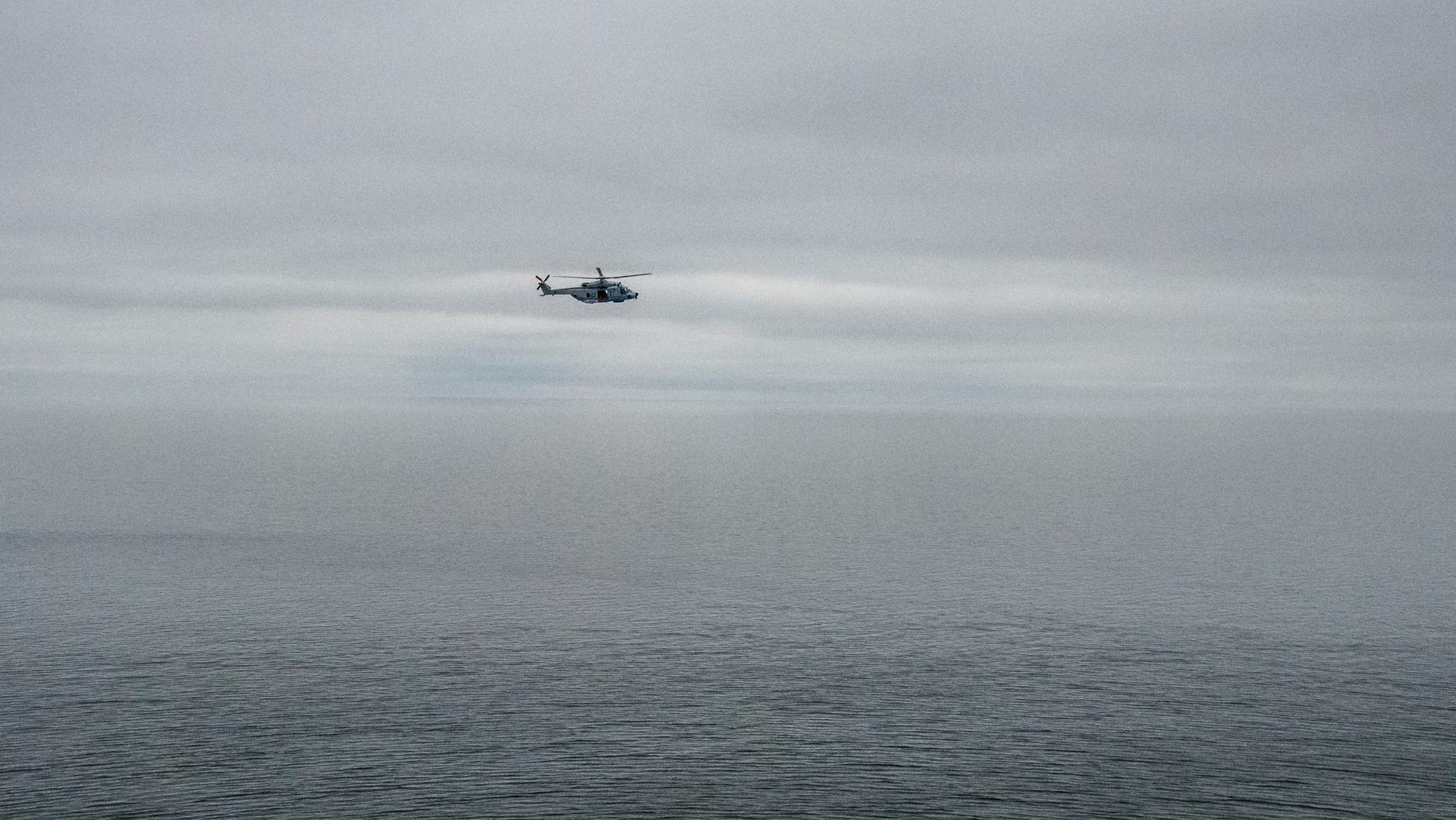 En helikopter av typen NH90 deltog i räddningen av två svenskar i norra Norge. Arkvibild.