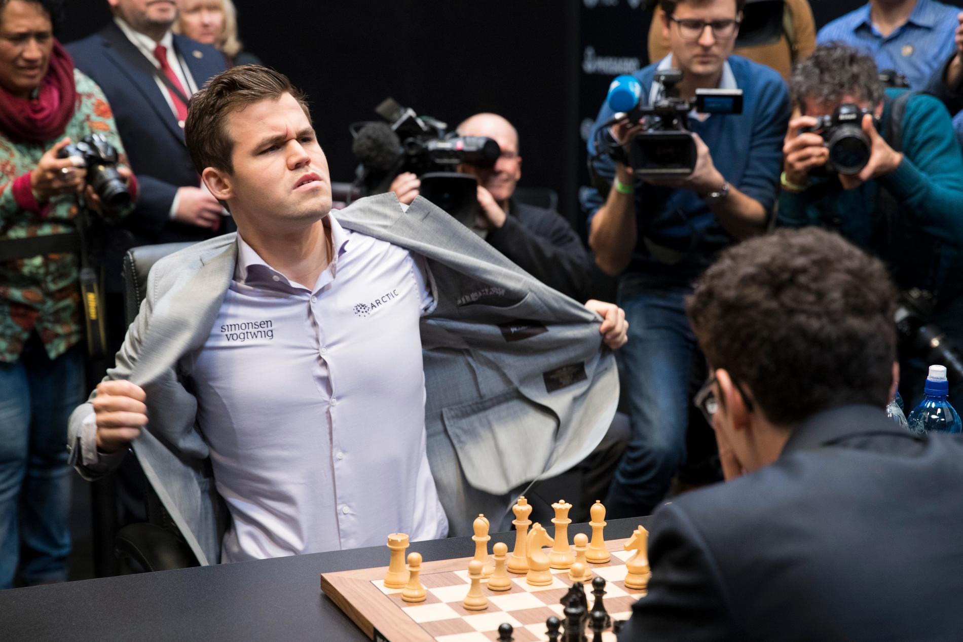 VM-matchen i schack mellan Magnus Carlsen och Fabiano Caruana avgjordes i The College in Holborn i London.