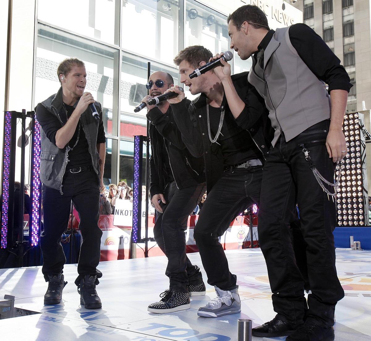 UTE PÅ VÄGARNA IGEN Backstreet Boys har gett sig ut på turné med 90-talskollegorna New Kids On The Block.