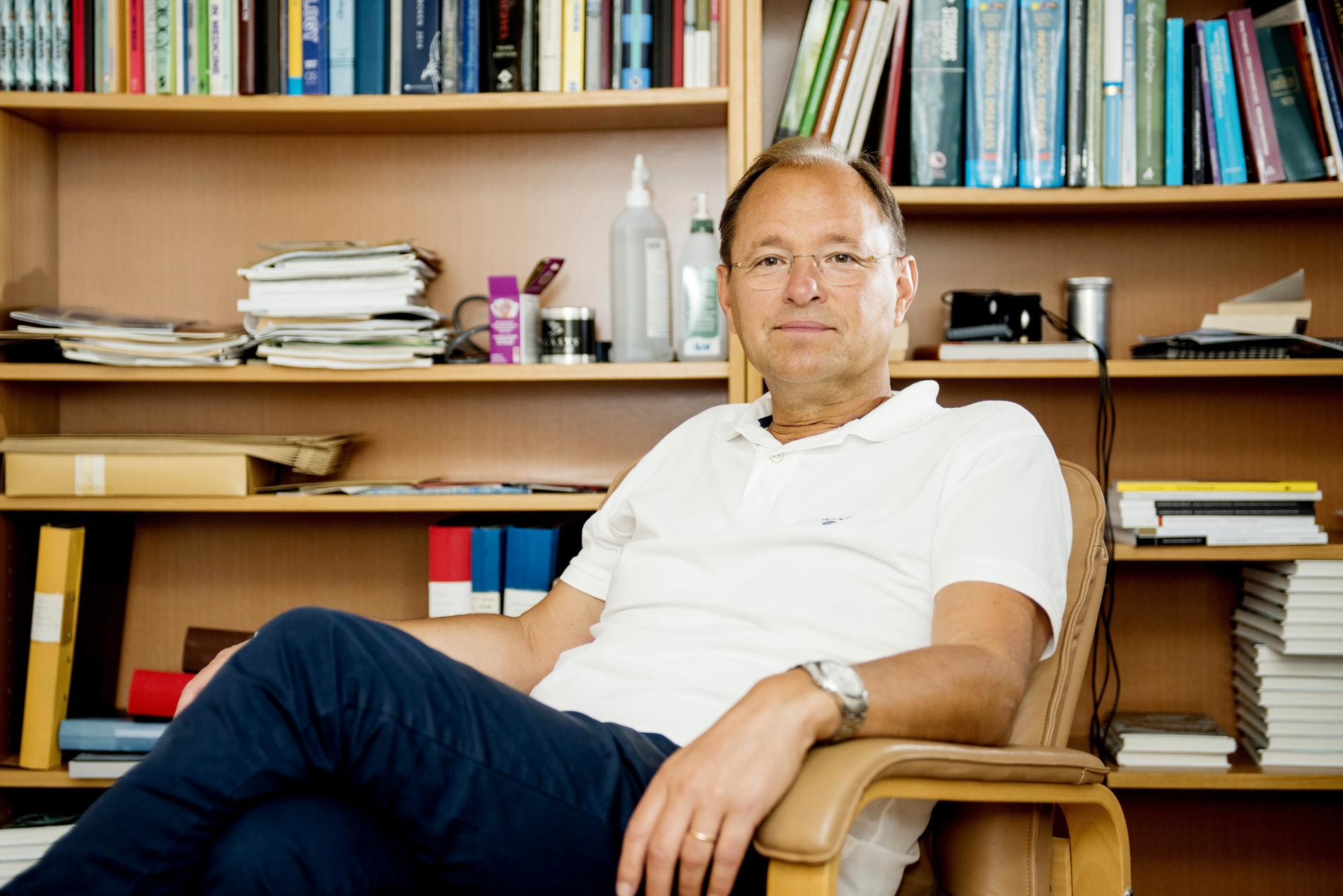Professor Björn Olsen. 