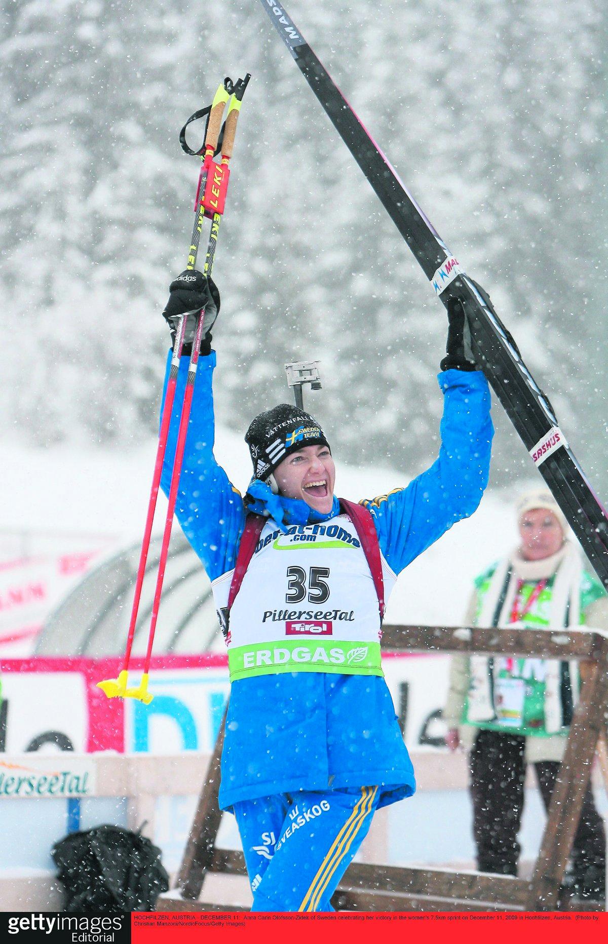 VINNARE IGEN Anna Carin Olofsson-Zidek har haft det tungt med skidskyttet de senaste åren. Men i går kom en seger igen när Aco vann sprintloppet i Hochfilzen, Österrike.