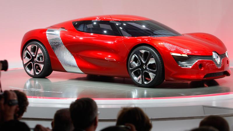 Renault visar sin senaste konceptskapelse, den elektriska sportbilen DeZir. Fräck design, plats för två plus en massa batterier. Topphastighet: 160 km/t. Foto: Scanpix
