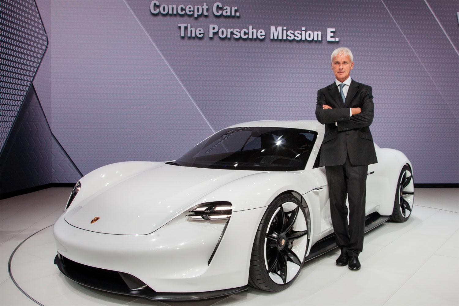 Porsches eldrivna coupé Mission E fick mycket uppmärksamhet när det visades.