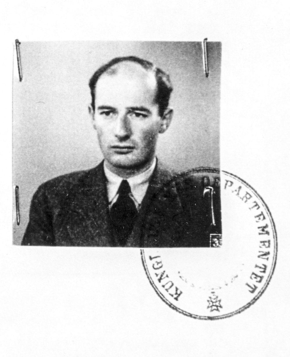 Passbild på Raoul Wallenberg.