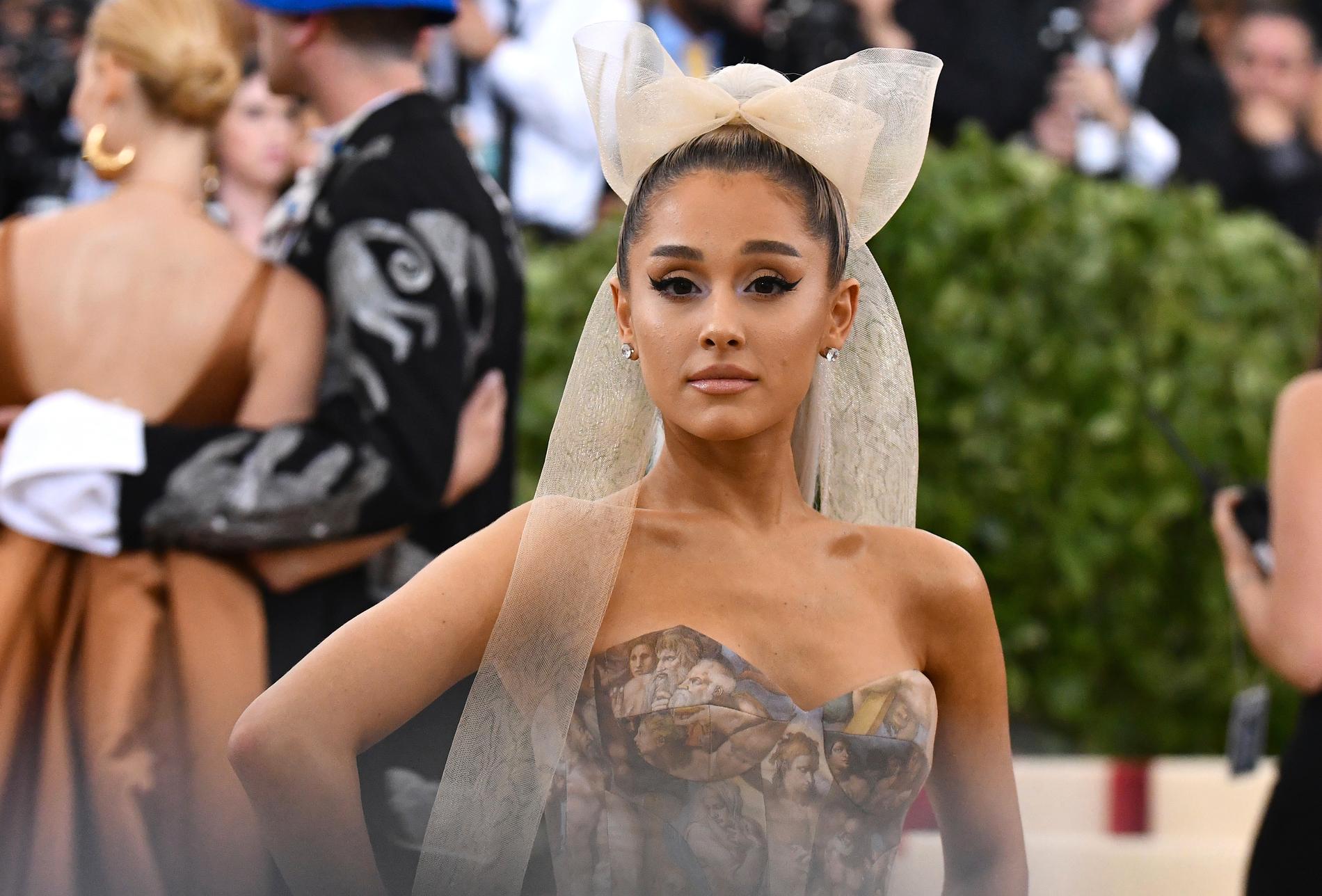 Artisten Ariana Grande på Met-galan 2018. 