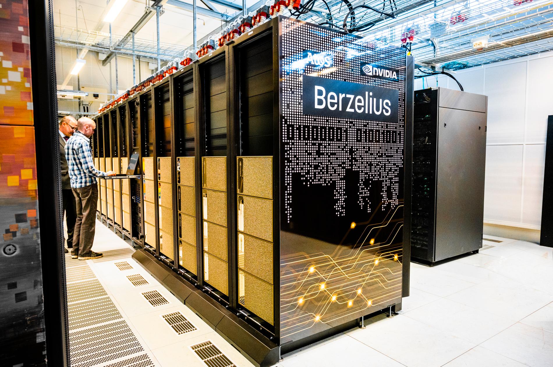Språkmodeller kan tränas med hjälp av superdatorer. På bilden Berzelius vid Linköpings universitet. Pressbild.