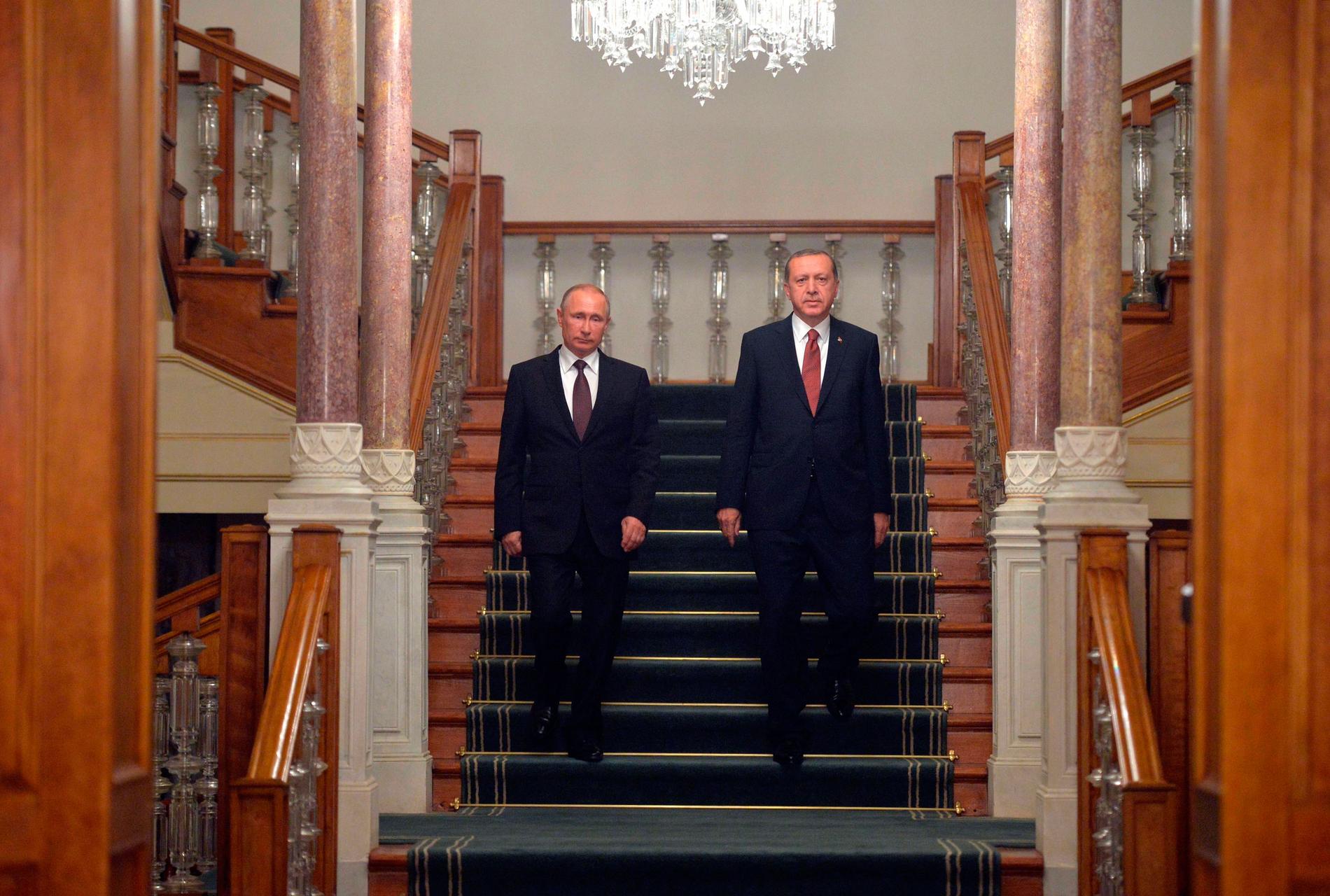 Under Erdoğan håller Turkiet på att Putiniseras i snabb takt och det är svårt att se någon botten.