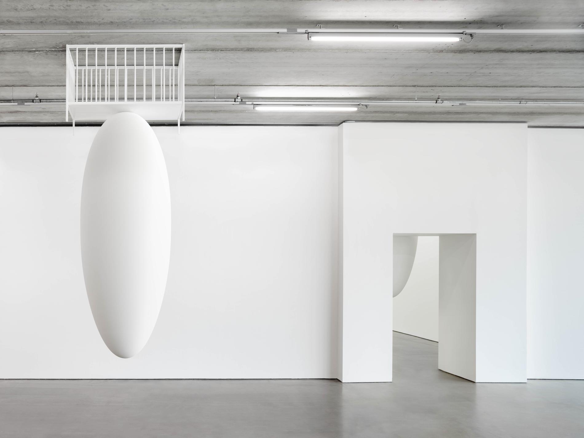 På Bonniers konsthall i Stockholm visas just nu ”Tarik Kiswanson: Becoming”