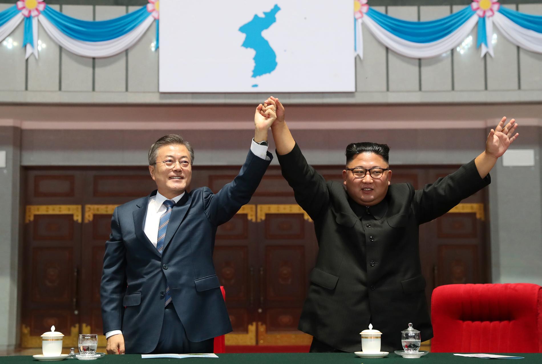 Sydkoreas president Moon Jae-In och Nordkoreas diktator Kim Jong-Un avslutar sitt tre dagar långa möte med att besöka berget Paektu.