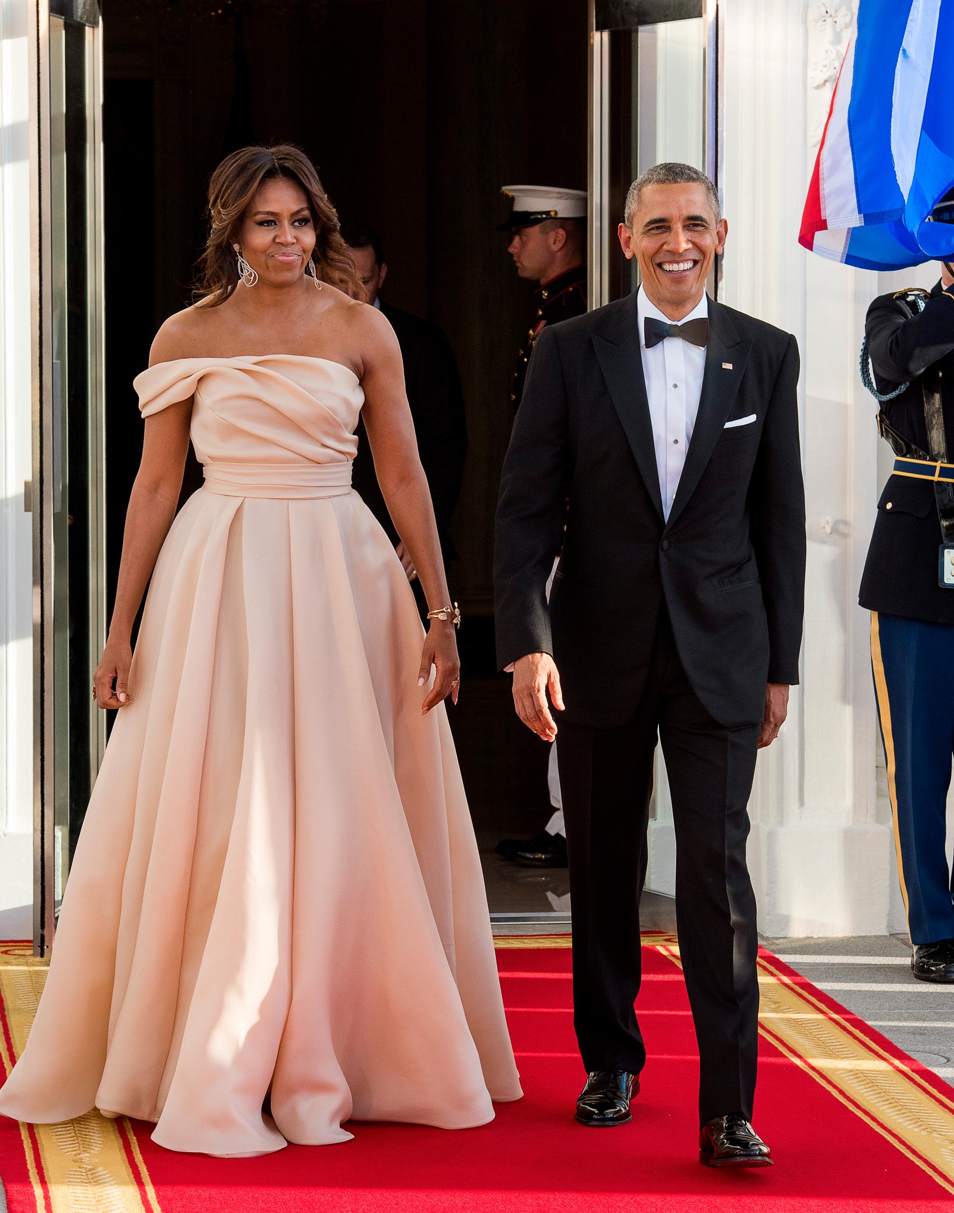 USA:s dåvarande presidentpar Michelle och Barack Obama i Vita huset i Washington DC 2016.