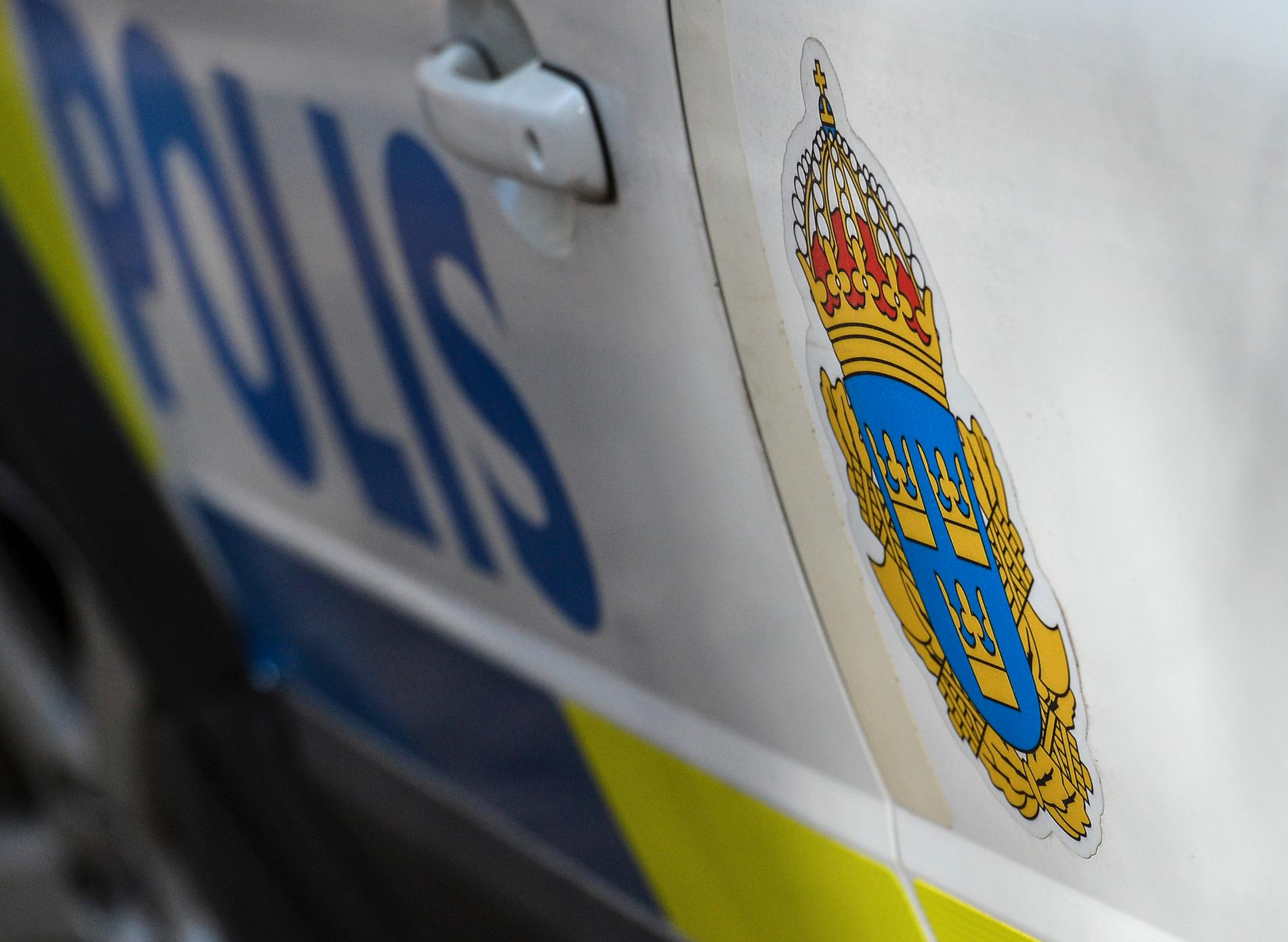 Polisen har gripit tre personer misstänkta för mordförsök sedan en svårt skadad man hittats i Kristianstad. Arkivbild.