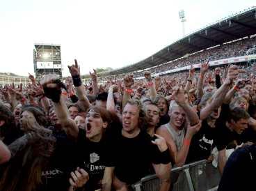 rena väckelsemötet Ullevi kokade när världerns största hårdrockband ställde sig framför 60 000 åskådare.