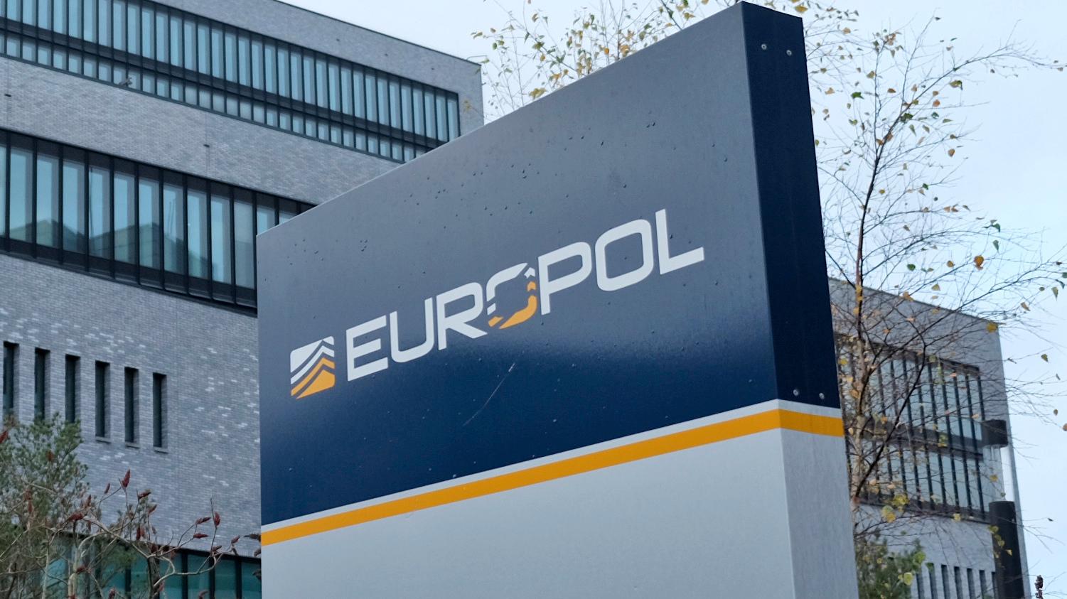 Europol har gjort tillslag mot flera adresser i Tyskland och Sverige. Arkivbild