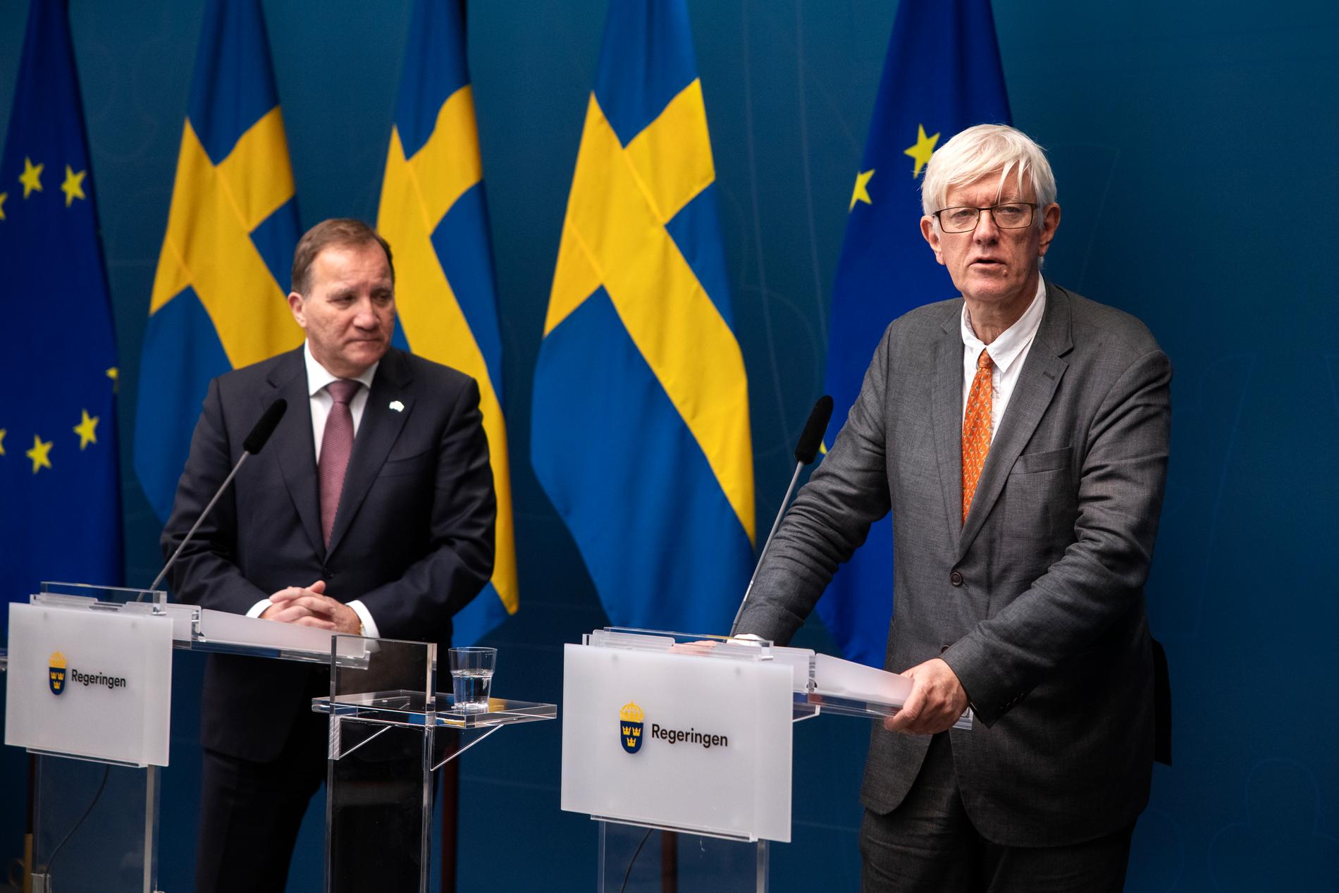 Statsminister Stefan Löfven och FHM:s generaldirektör under en pressträff i oktober 2020.