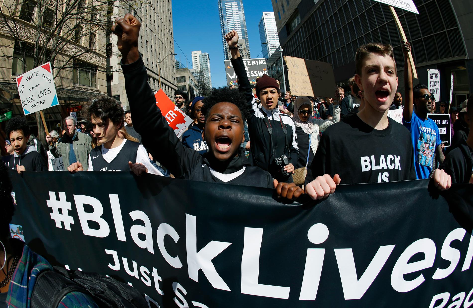 Rörelsen Black Lives Matter protesterar mot polisbrutalitet mot svarta amerikaner. Arkivbild.
