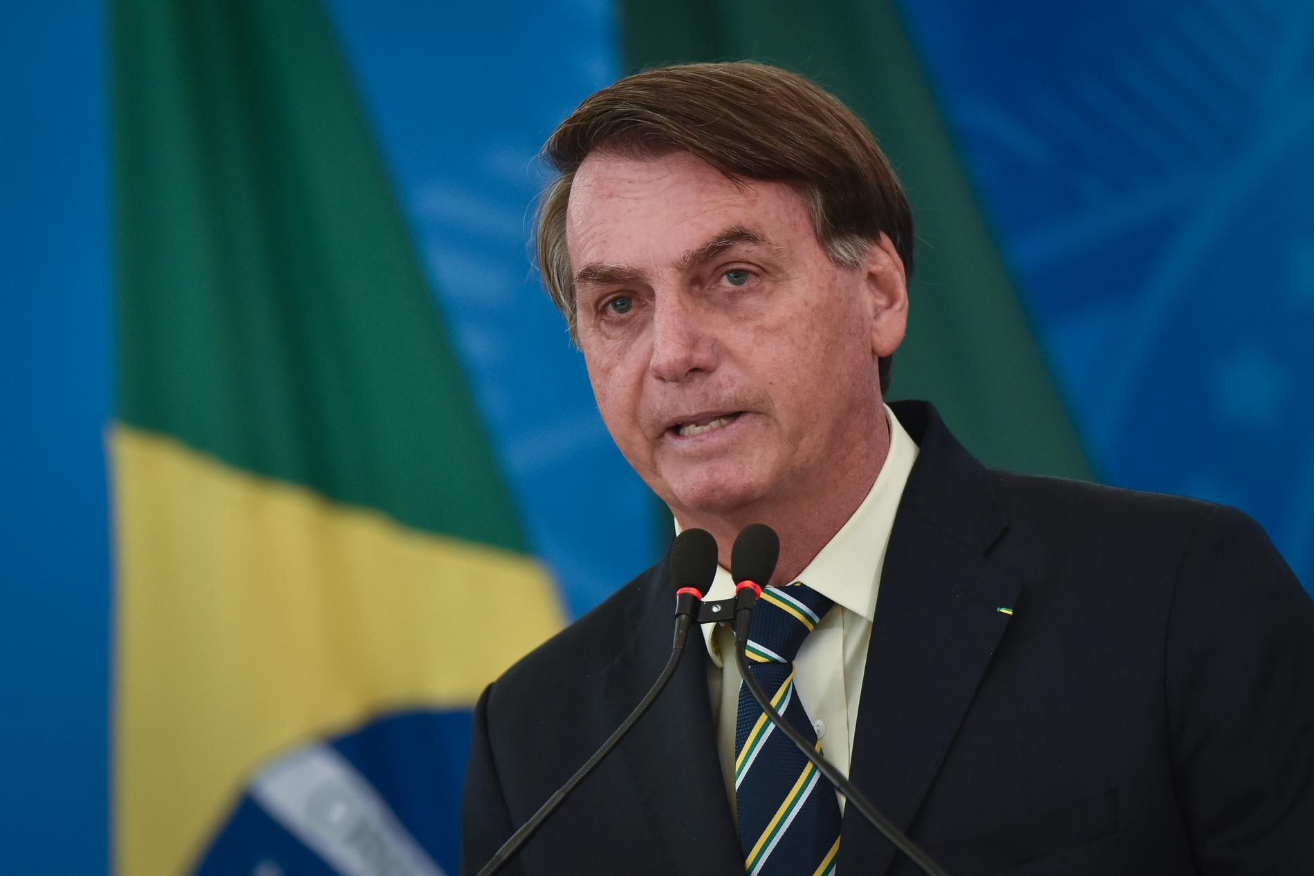 Brasiliens president Jair Bolsonaro litar inte på den egna regeringens coronastatistik.
