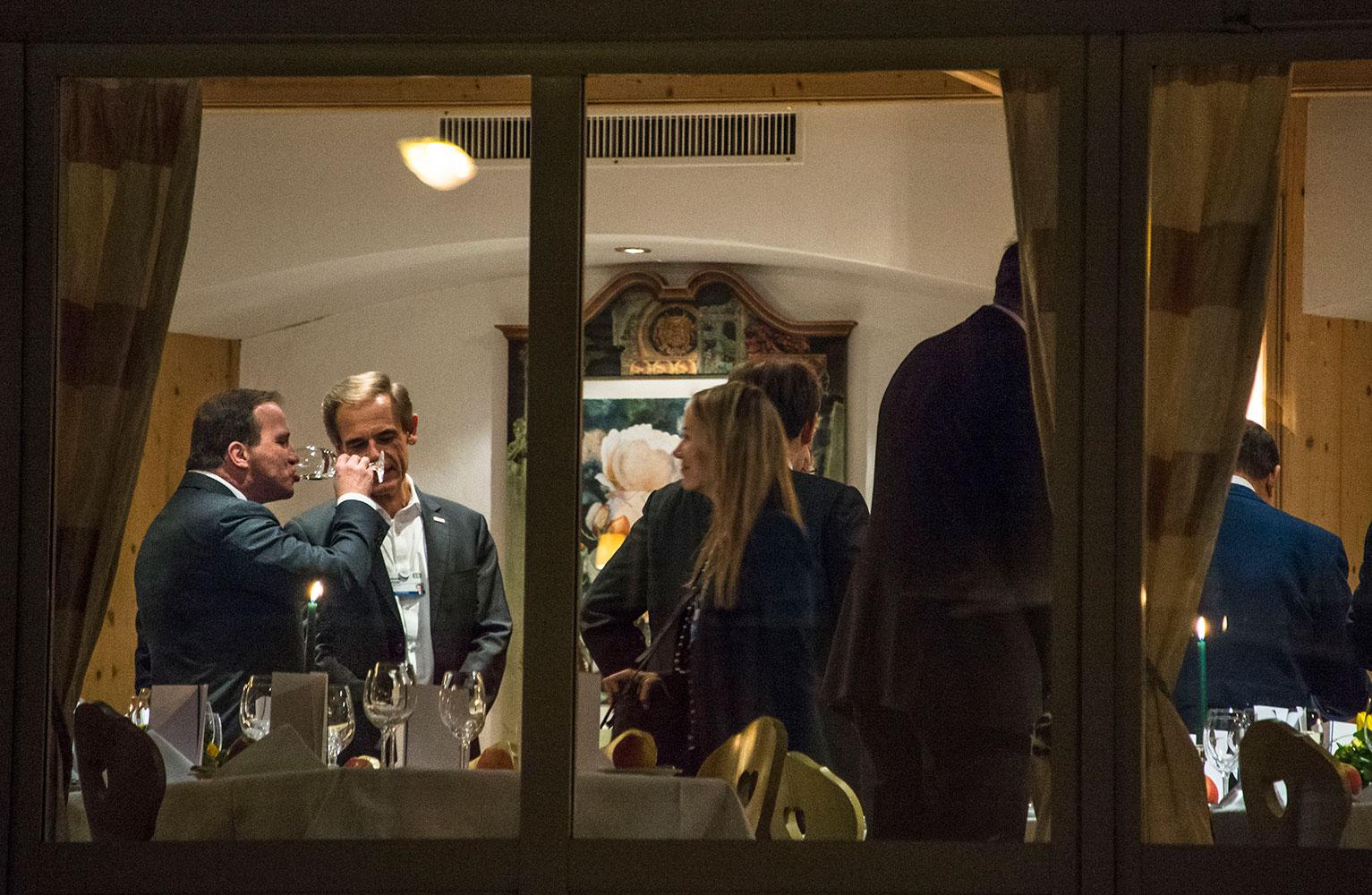 Statsminister Löfven vid middagen Turm Hotel Victoria i Davos.