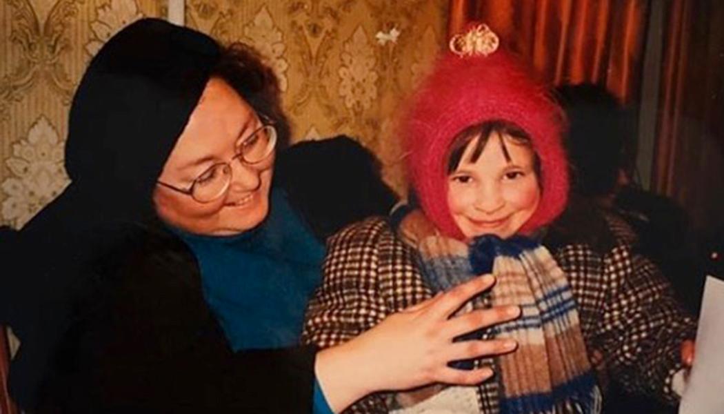Oksana Masters med sin mamma.