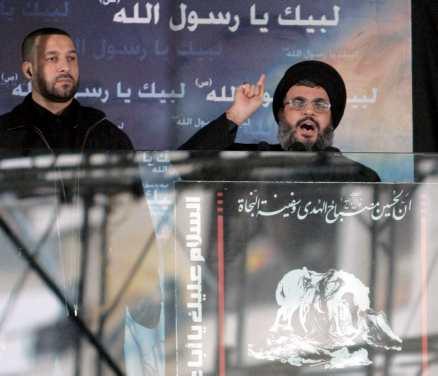 Bilden aftonbladet inte fick ta Den här bilden kunde inte Aftonbladets fotograf Urban Andersson ta i förrgår. Av rädsla för konspirationer beslagtogs hans fotoutrustning av Hizbollah då deras ledare Sayyid Nasrallah talade.
