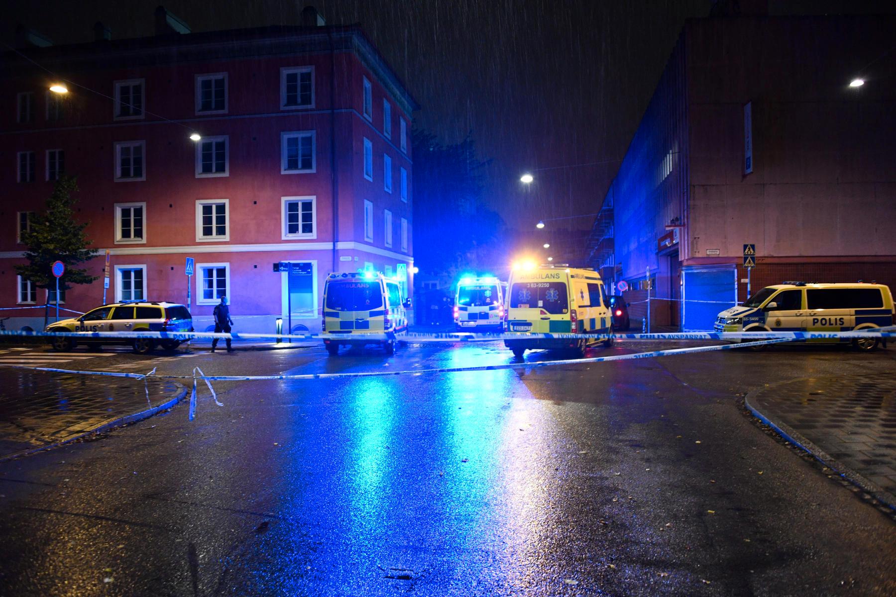 Polis sköt verkanseld mot man i Malmö.