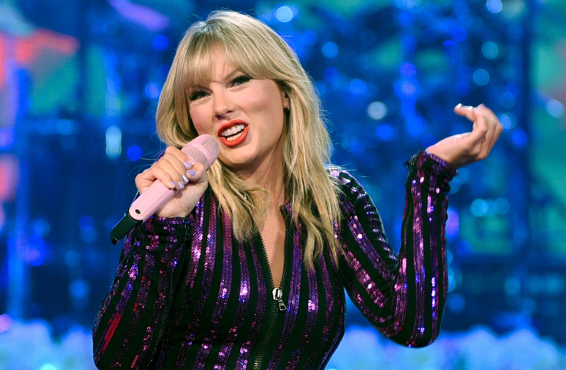 Taylor Swift har inte bekräftat vem, eller vilka låten handlar om.