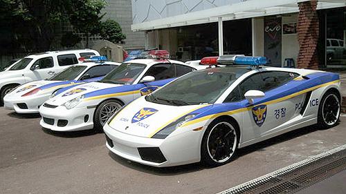 Sydkorea: Lamborghini Gallardo, Porsche 911 och Ferrari 360.