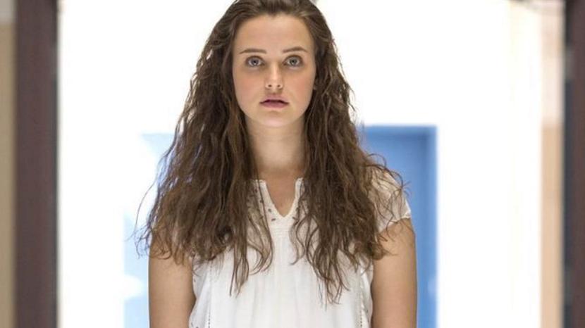 Katherine Langford som Hannah Baker självmordsdramat i ”Tretton skäl varför”, med 8,7/10 på imdb.