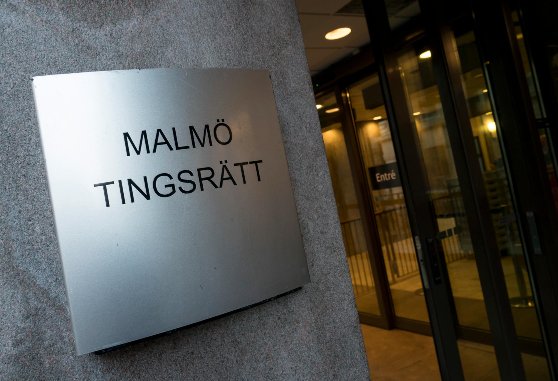 Malmö tingsrätt trodde inte på uppgiften att den rånutsatte 15-åringen själv begärt att få bli piskad. Arkivbild.
