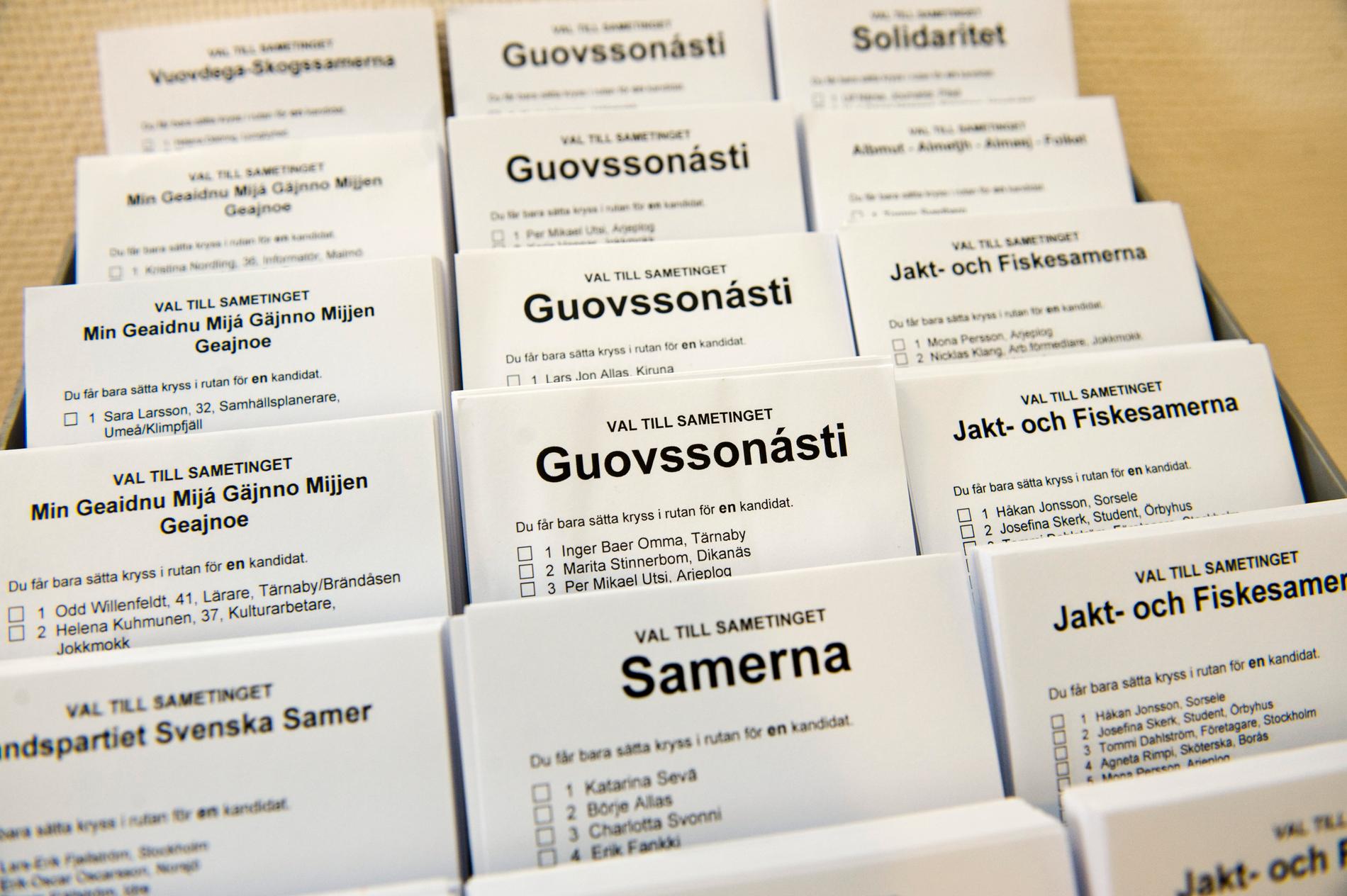 Valsedlar i en vallokal i Stockholms under 2009 års val till Sametinget. Det finns 747 registrerade samer i Stockholms län.