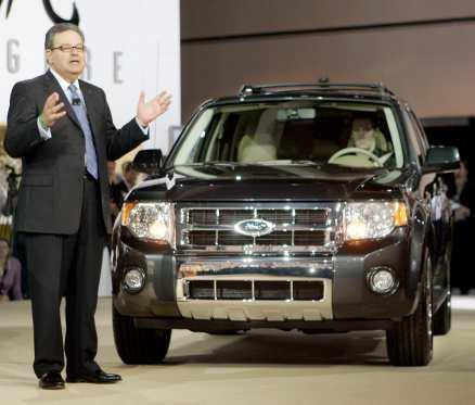 Cisco Cordina, marknadschef på Ford visade nya Ford Escape.