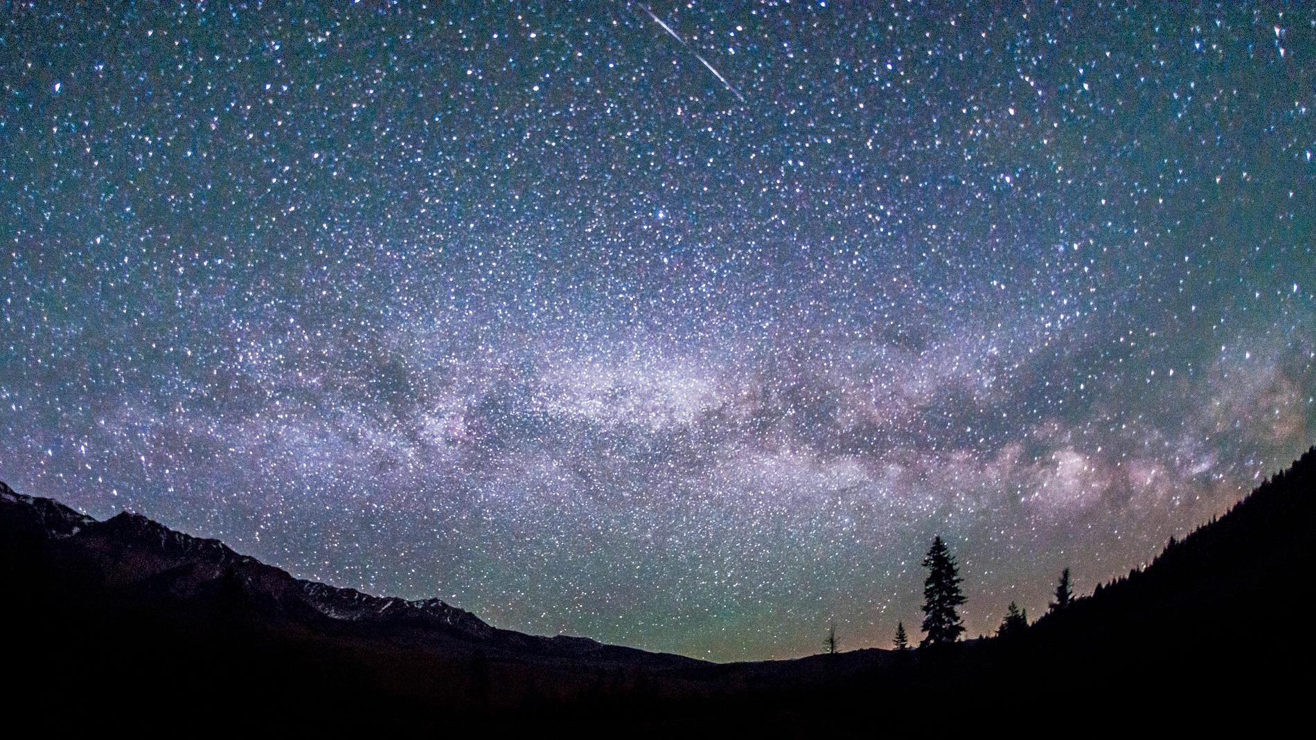 Astronomer säger sig ha kunnat beräkna Vintergatans massa. Arkivbild.