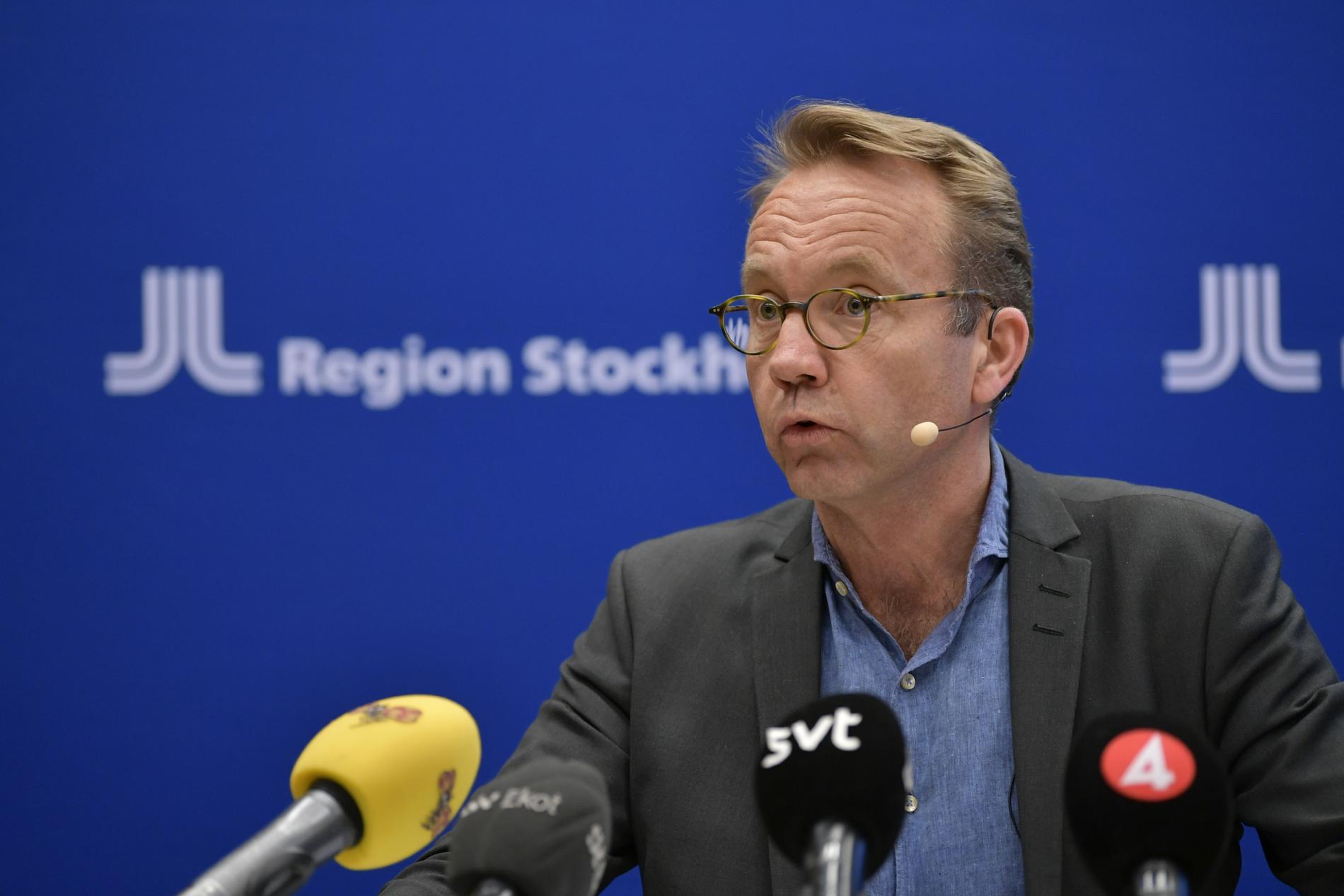 Björn Eriksson, hälso- och sjukvårdsdirektör, under måndagens pressträff med Region Stockholm om det aktuella läget i hälso- och sjukvården med anledning av covid-19.