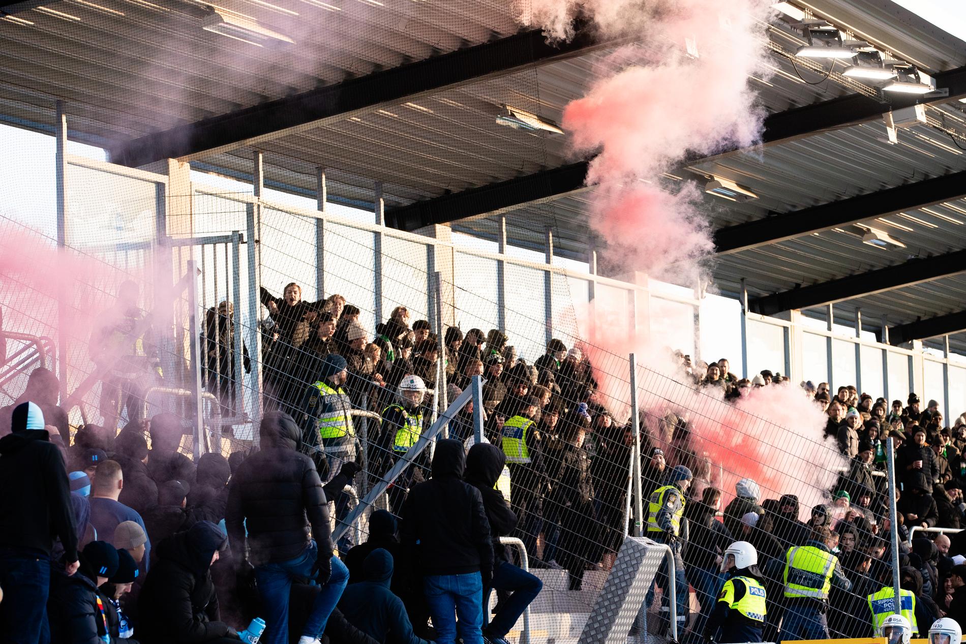 Skandalscener utbröt i matchen mellan Västerås och Djurgården.