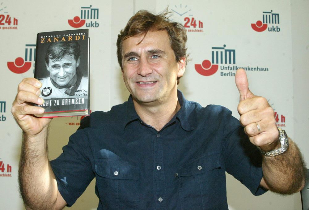 Zanardi släppte en bok om sin väg tillbaka 2004.