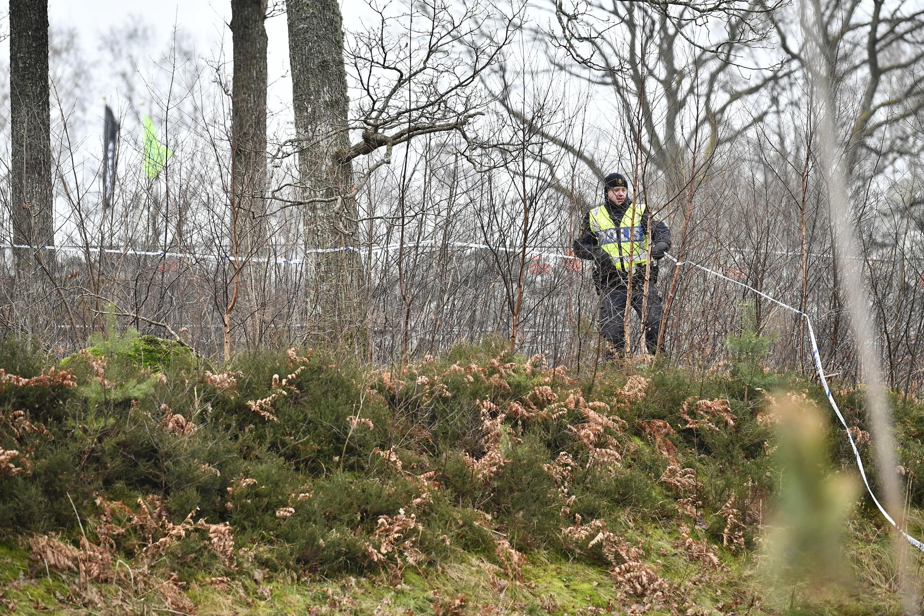 Den knivskurna kvinnan hittades utomhus i Mölnlycke, den 21 december förra året. Arkivbild.