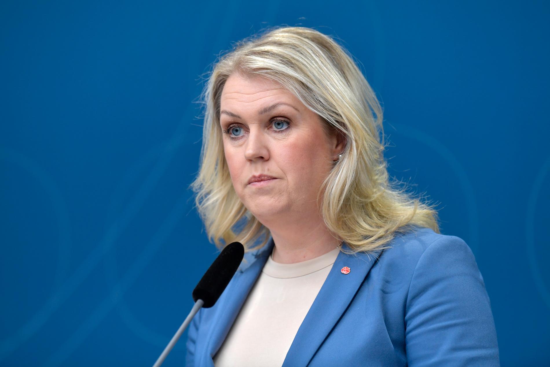 Socialminister Lena Hallengren. 
