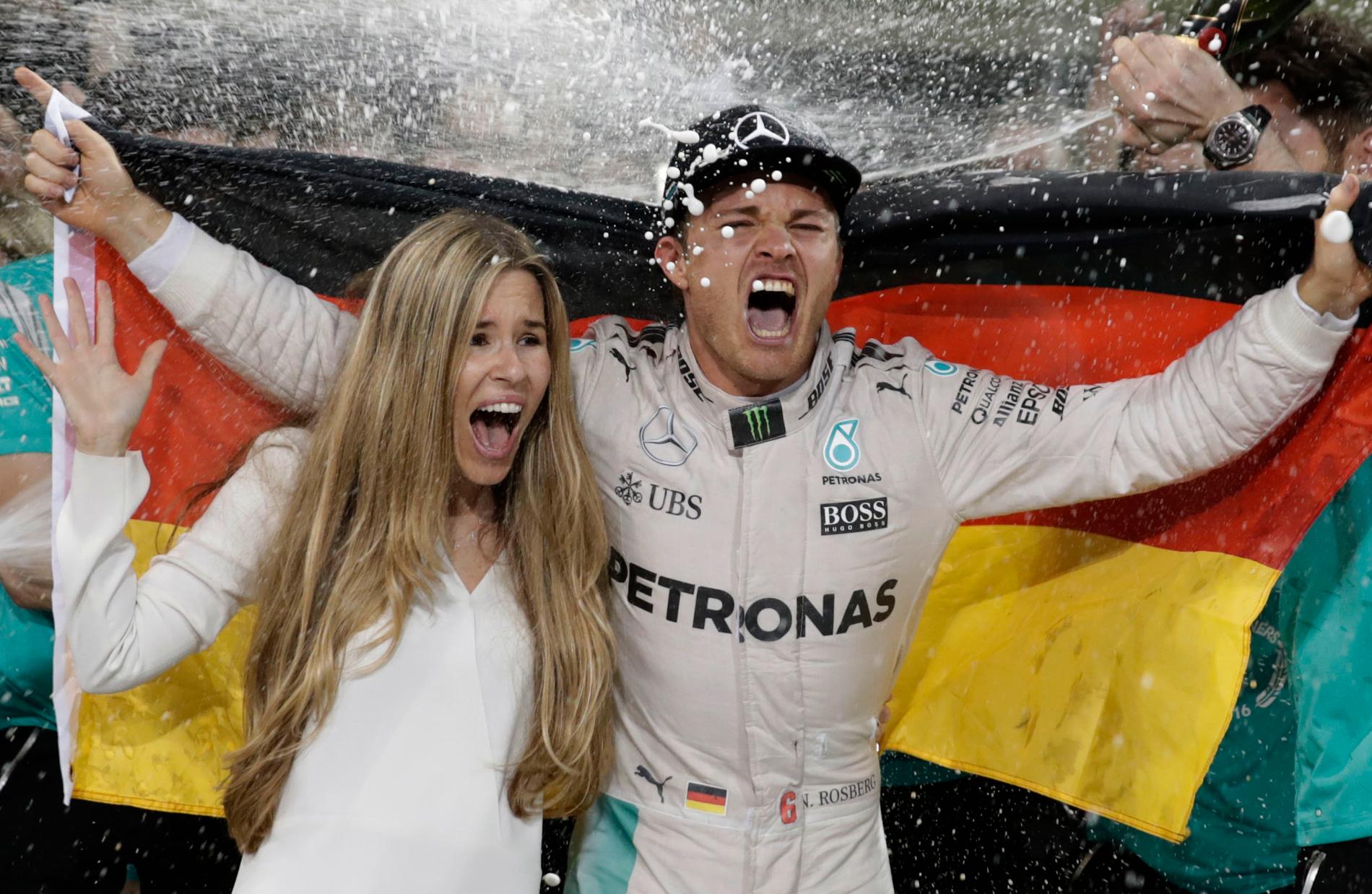 Rosberg efter titeln 2016.