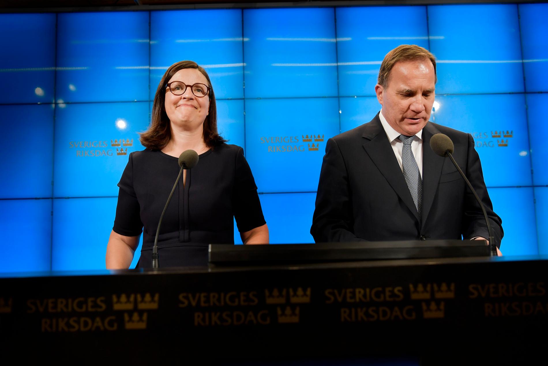 Gymnasie- och kunskapslyftsminister Anna Ekström (S) och statsminister Stefan Löfven (S).