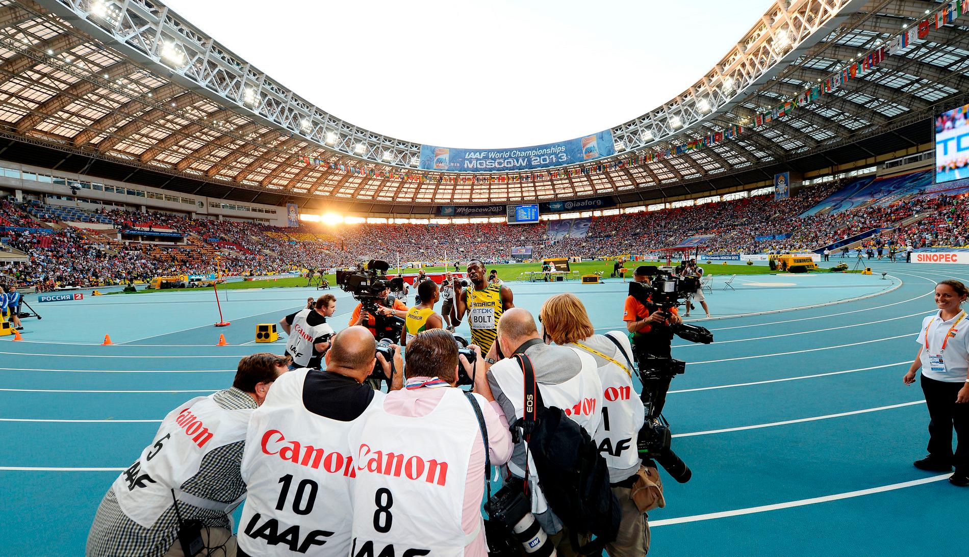 Usain Bolt med Jimmy Wixtröms kamera under VM i Moskva 2013.