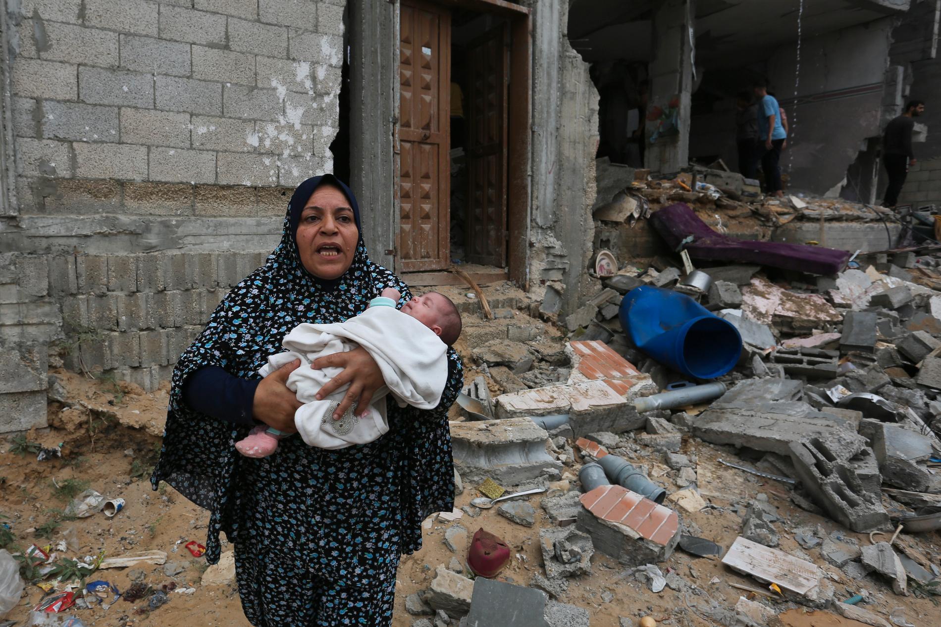 70 procent av alla som dödats i Gaza de senaste tre veckorna har varit kvinnor och barn.