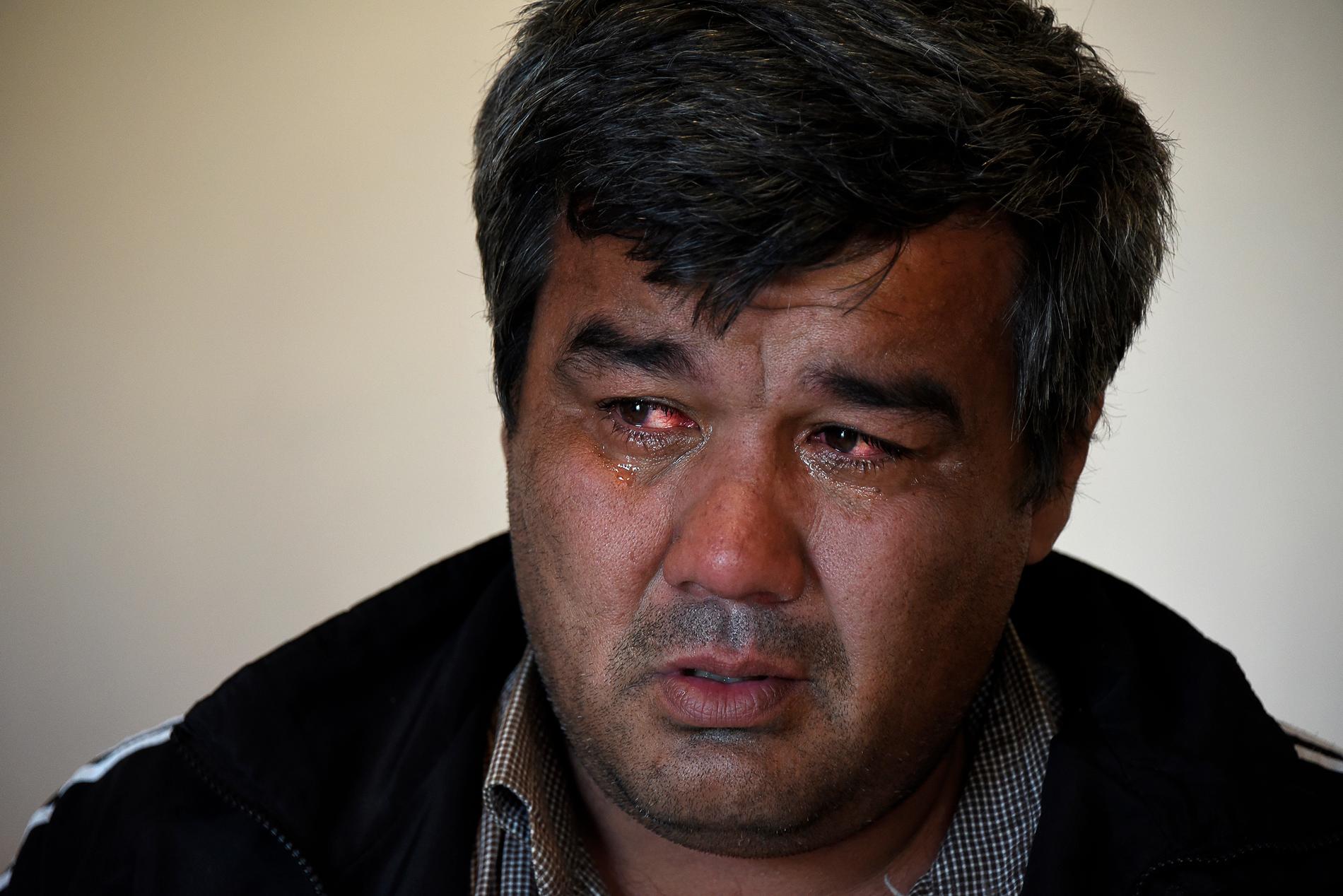 Olim Akilov i Samarkand i Uzbekistan visste inte att hans bror erkänt att han begått ett terrorbrott i Stockholm.