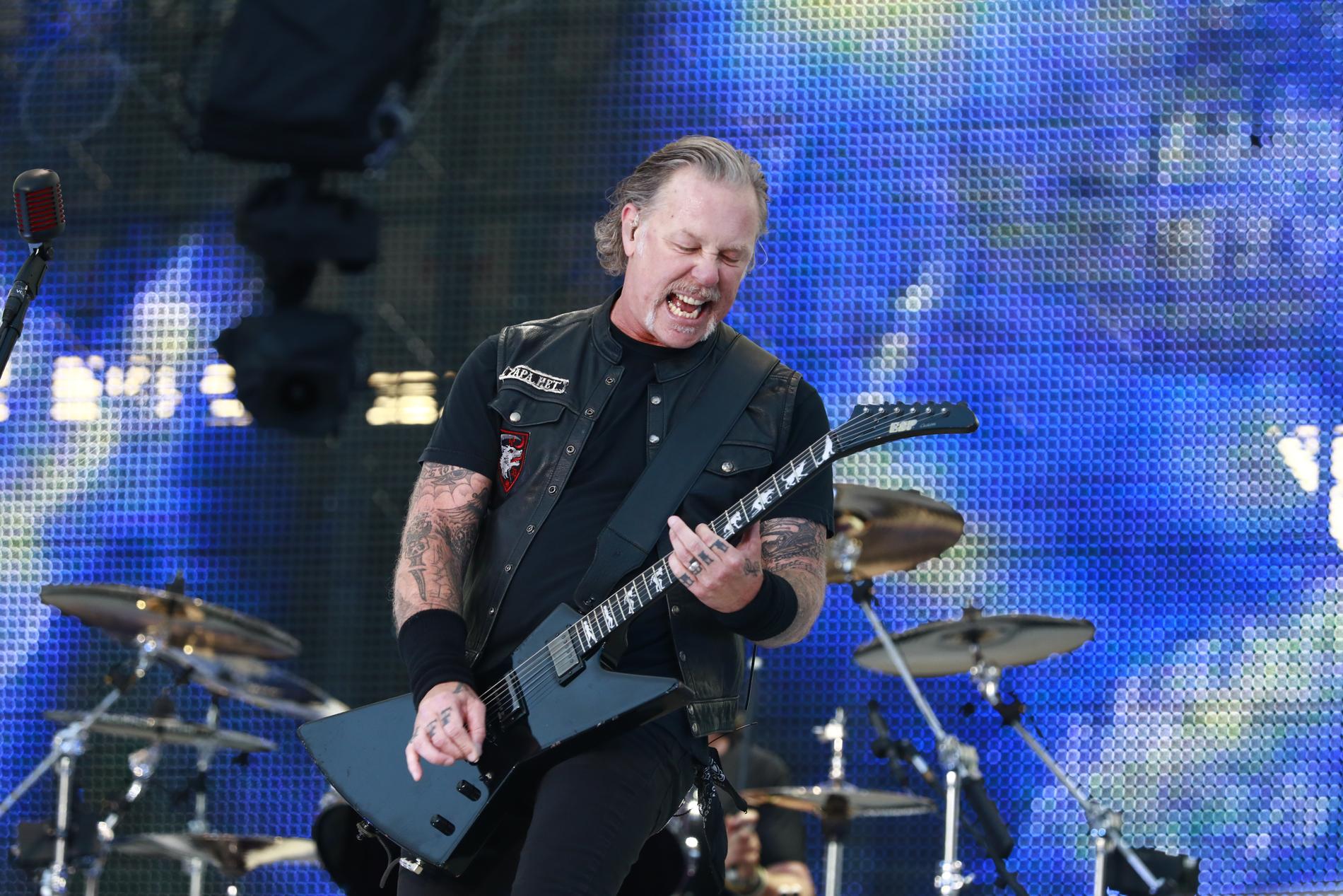 Sångaren James Hetfield under Metallicas konsert på Ullevi 2019. Arkivbild.