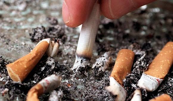 Läkarföreningen vill förbjuda alla födda efter 2000 att köpa tobak.