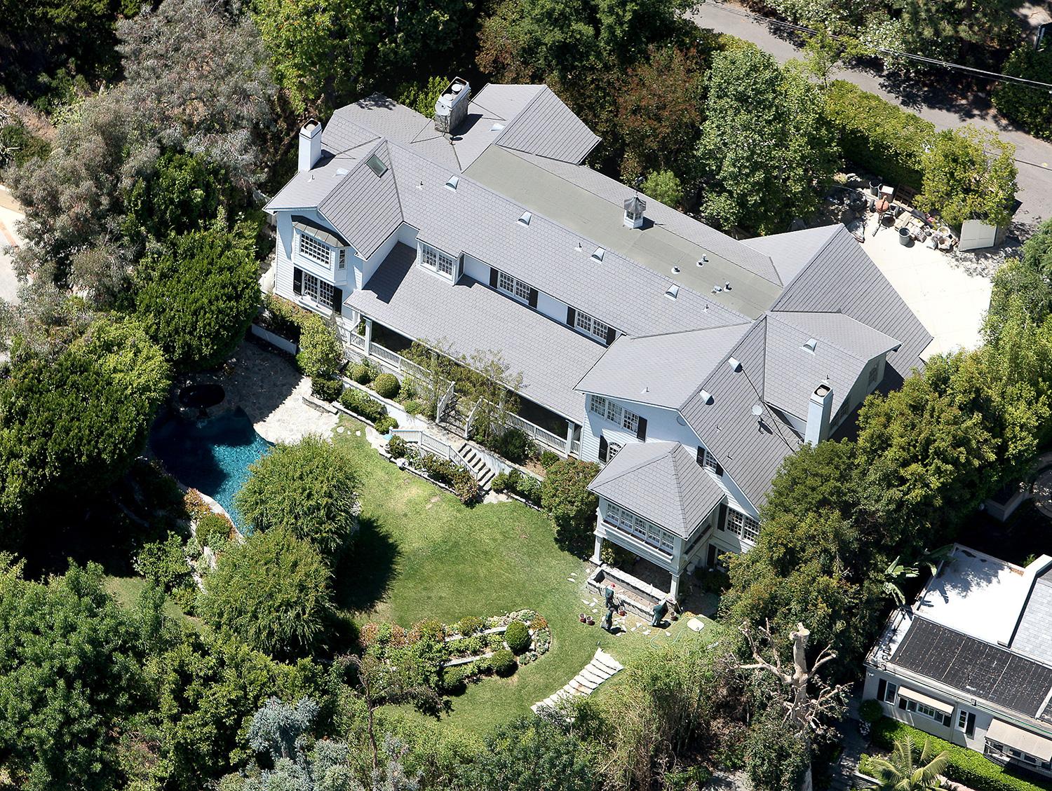 Ashton Kutcher och Mila Kunis köpte häromåret det här lyxiga huset.