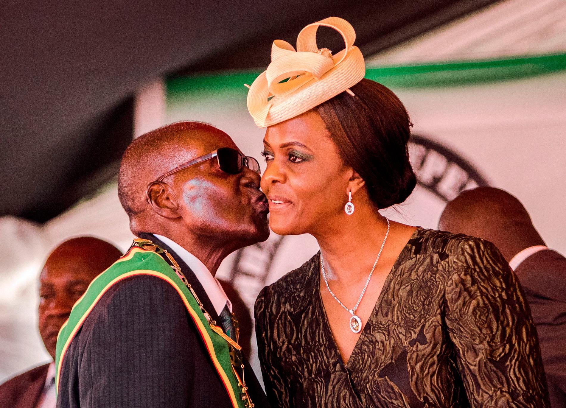 Robert Mugabe med hustrun Grace, arkivbild.