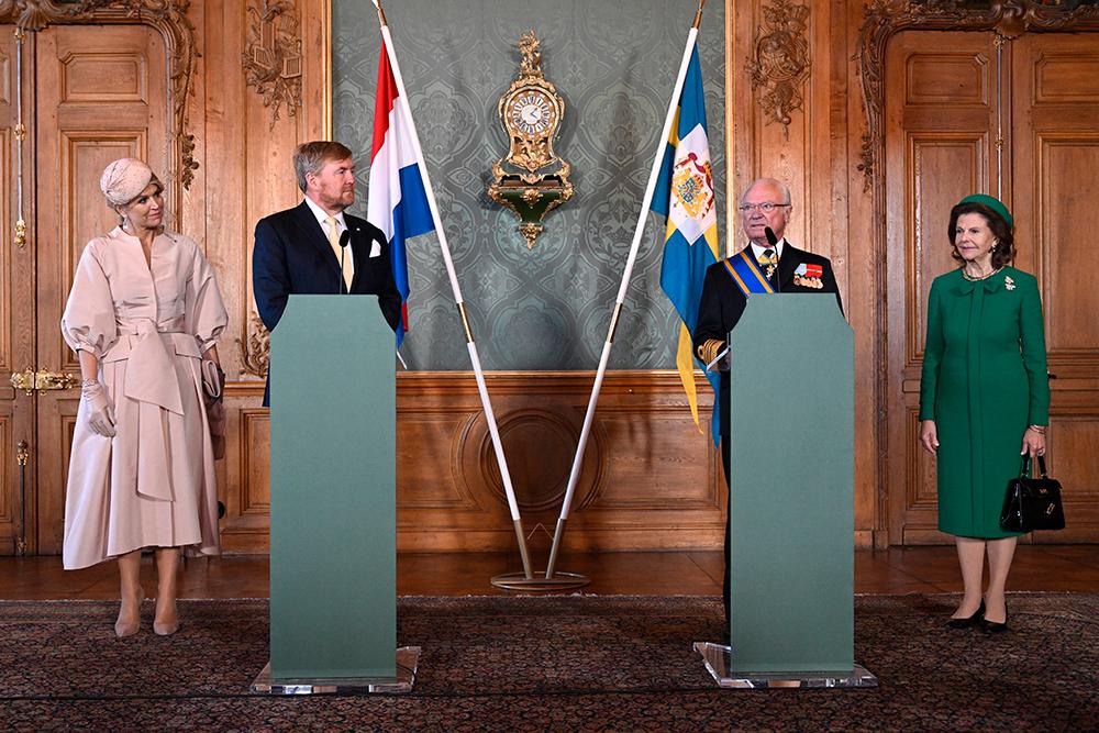 Kung Willem-Alexander och drottning Máxima är på ett tre dagar långt statsbesök i Sverige. De besöker Stockholm och Göteborg. 