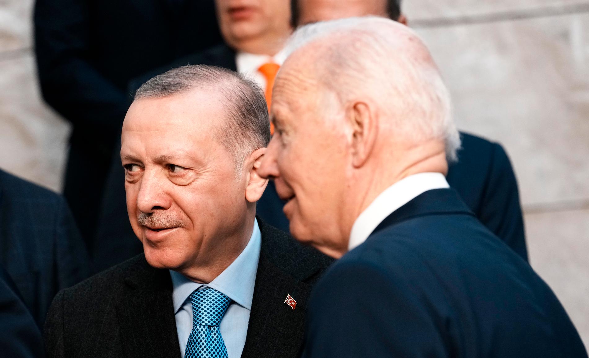 Presidenterna Erdogan och Biden på Natomöte i Bryssel, 24 mars 2022.