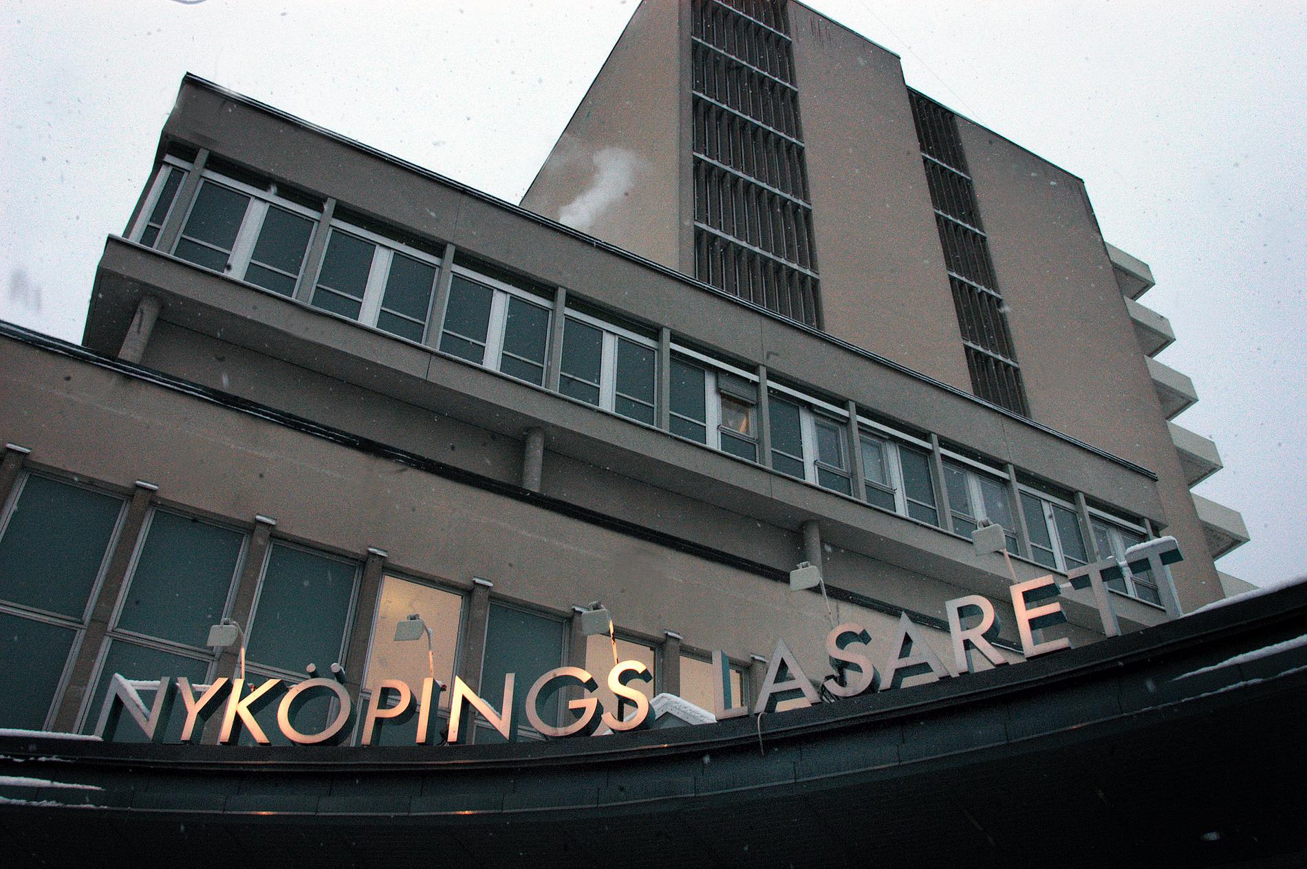 Nyköpings lasarett har drabbats av ett strömavbrott och kan inte ta emot nya patienter. Arkivbild.