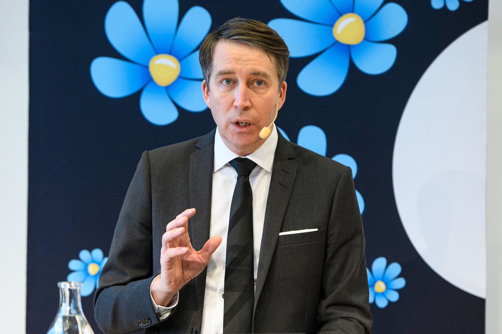 Sverigedemokraternas utbildningspolitiska talesperson Richard Jomshof vill förbjuda muslimska friskolor.